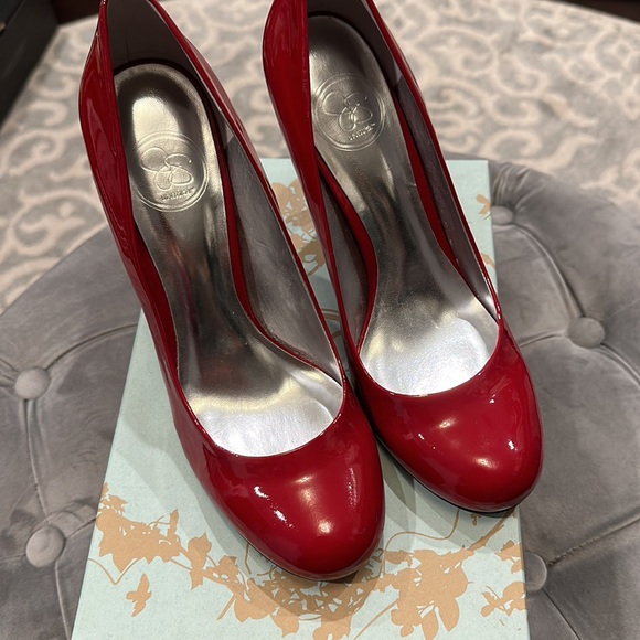 Patent leather red heels - Picture 2 of 3